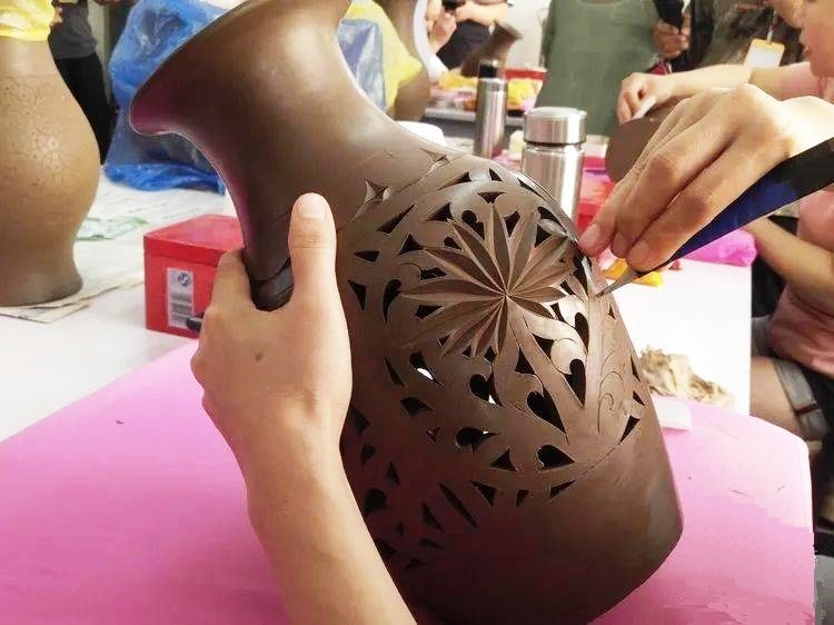 绥棱推动黑陶作品版权保护与产业融合发展