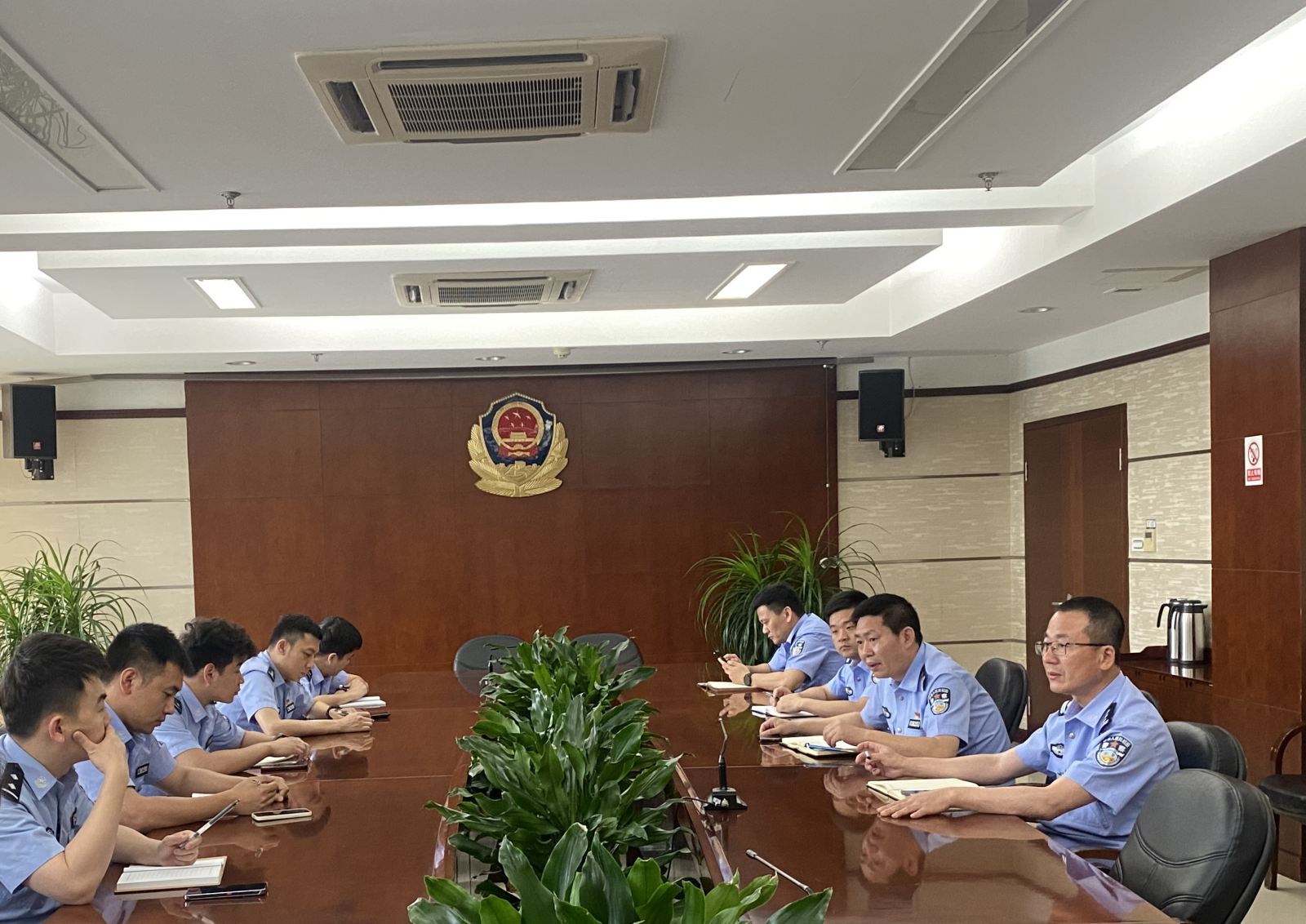 亚运会进入倒计时 警方摧毁吉祥物盗版链