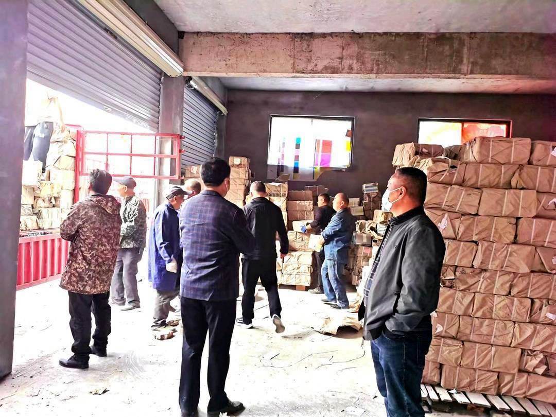 特大盗版教材案:缴获280万册 涉案金额1.4亿