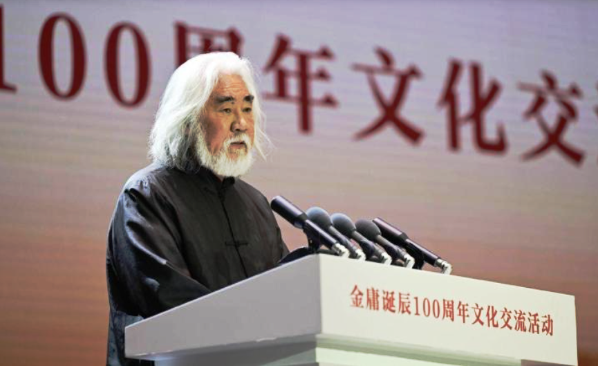 张纪中:我和金庸因一块钱版权转让费结缘