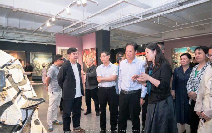 第十四届湖北省美术作品展览在湖北美院开幕