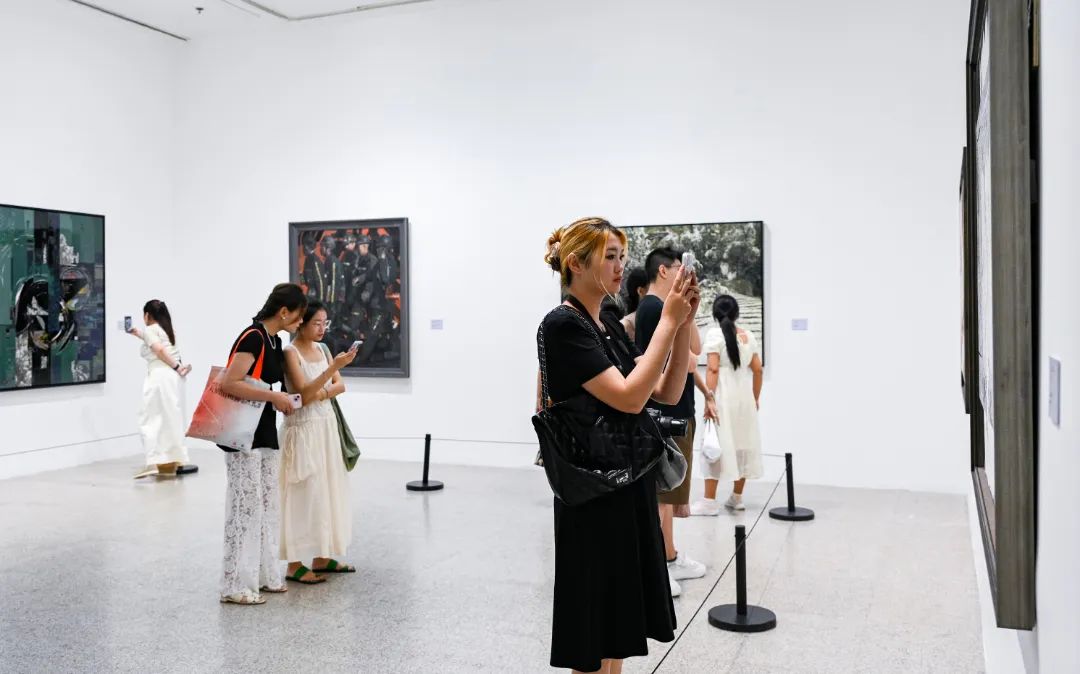 第十四届全国美术作品展览漆画作品展在武汉开幕