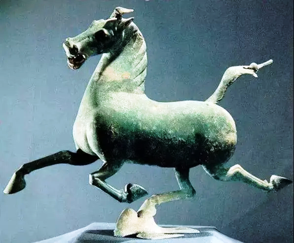博物馆小
