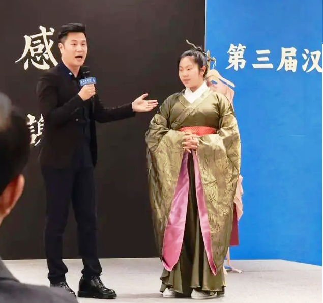 上海版权产业增速近20%,汉服发展何以成为一股潮流?
