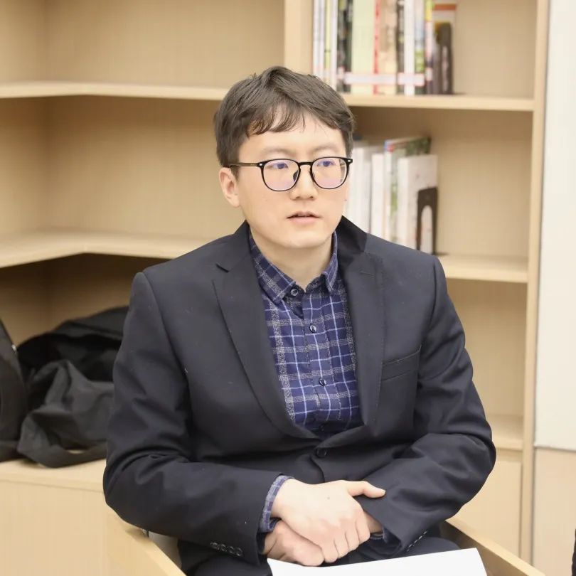 东湖高新区法院一案一席谈:代码与画布的对话