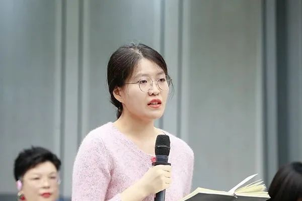加快推进人工智能大模型在审查工作中的应用