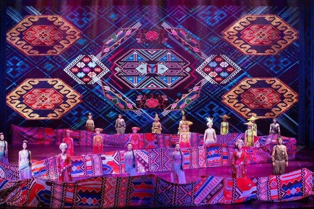 河山添锦绣——2025文旅IP花车大巡游活动
