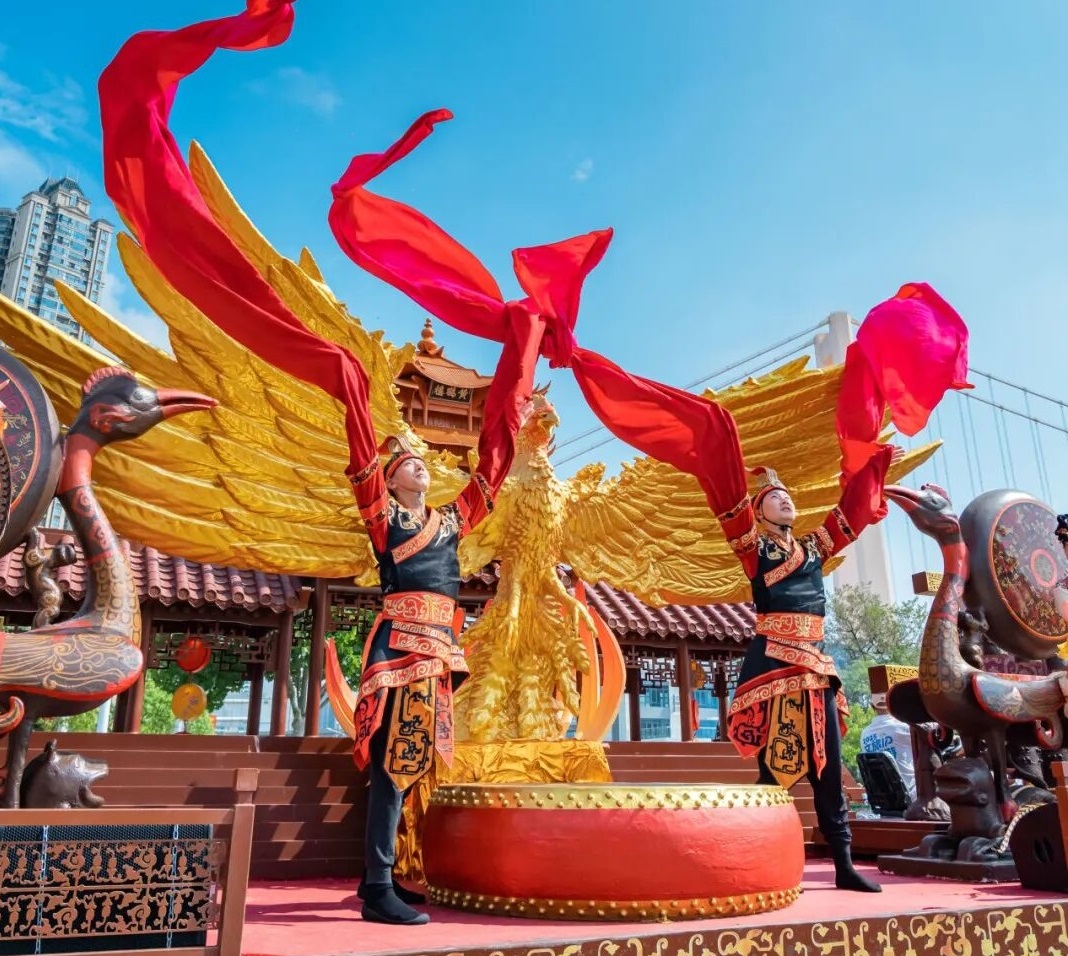 2025武汉文旅IP花车大巡游为文旅博览会预热