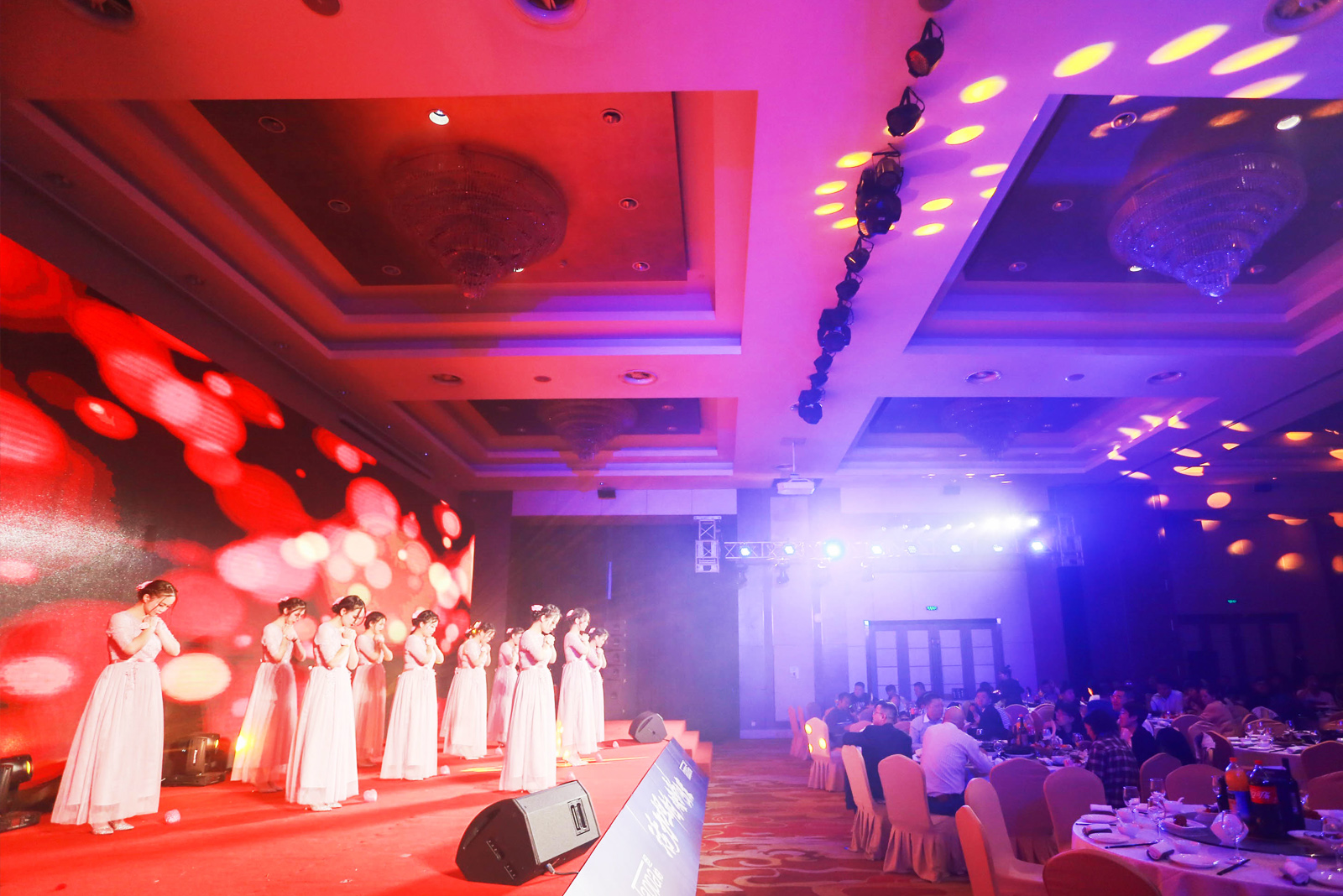 年会不必停 版权不能忘 自媒体传播要防侵权