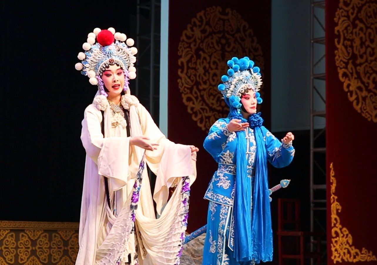 汉剧《打花鼓》《打囚车》《断桥》