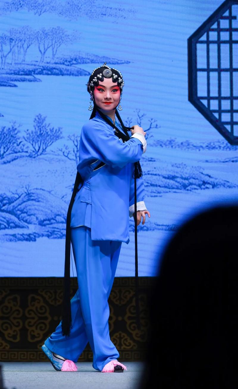 汉剧《打花鼓》《打囚车》《断桥》