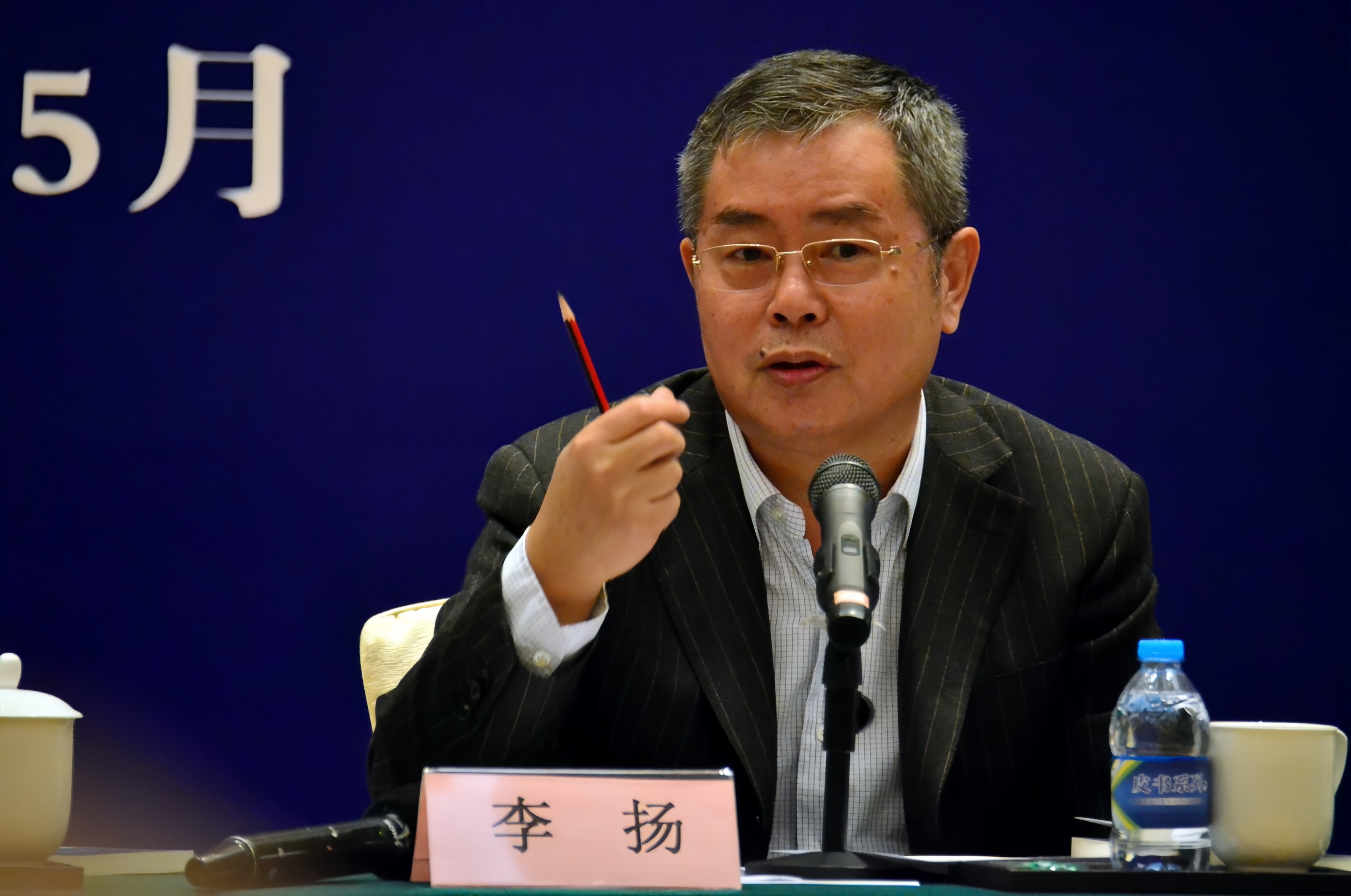 李扬：AI版权全链条治理路径要怎样构建？