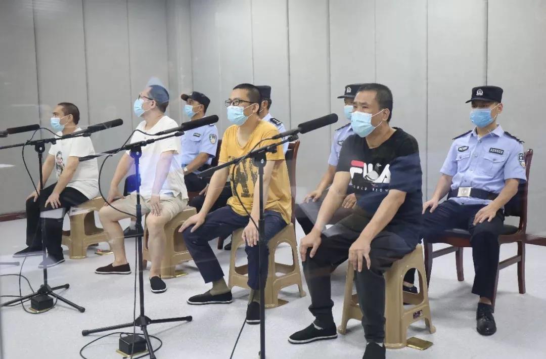 损失约8亿,一审宣判!涉吴京黄渤沈腾等人