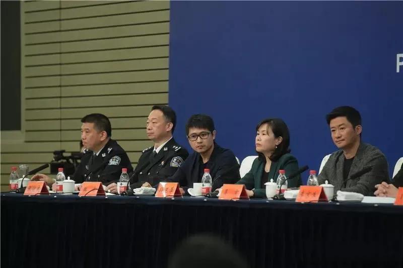 损失约8亿,一审宣判!涉吴京黄渤沈腾等人