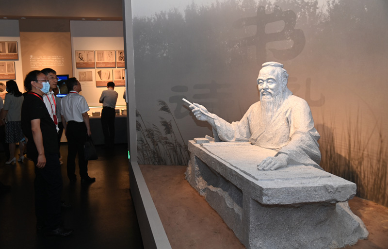 中国国家版本馆开馆暨展览开幕式在京举行